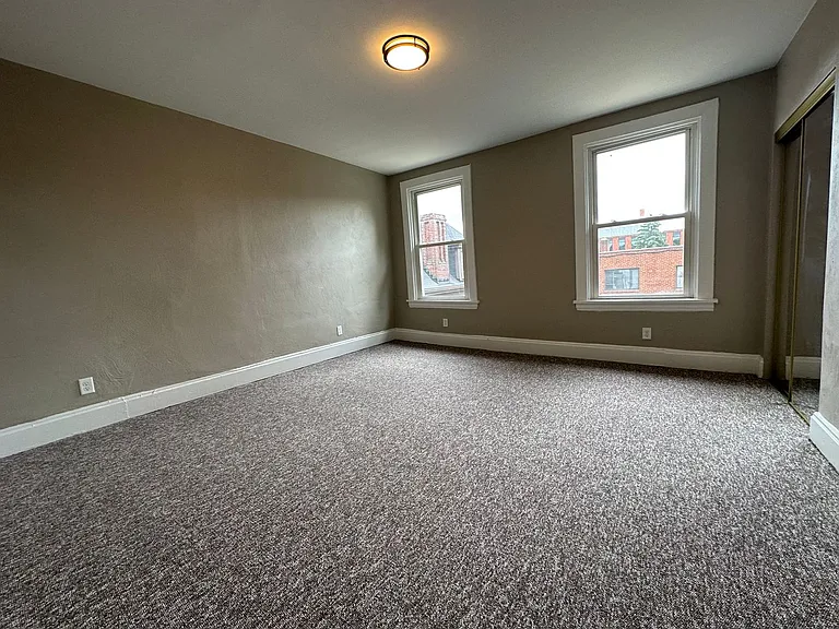 333 Morewood Avenue — Photo 7