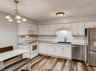 7628 Rimbley Rd, Woodbury, MN 55125