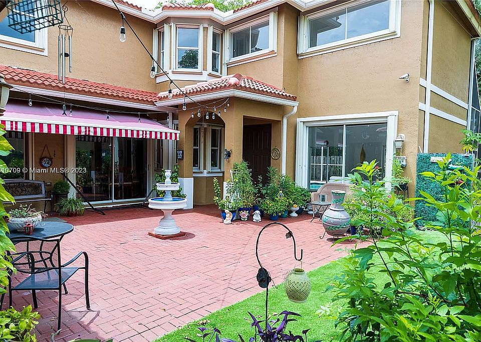 1st image of 16507 Diamond Head Dr
