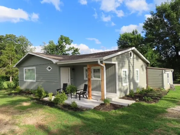 1106 W Olrich St, Rogers, AR 72756