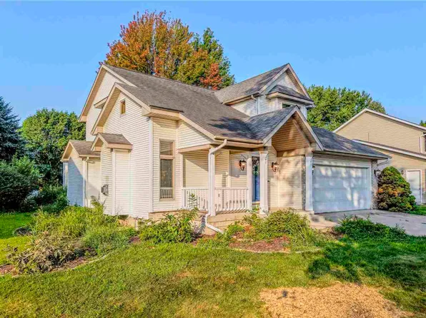 45 Heron Cir, Iowa City, IA 52245