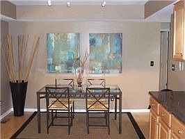 4th image of 351 Glen Meadow Ct