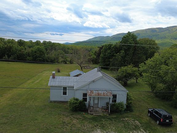 2nd image of 702 Alleghany Ave