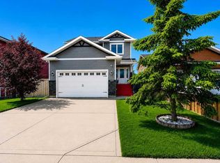 11325 106a Ave, Grande Prairie, AB T8V5X5