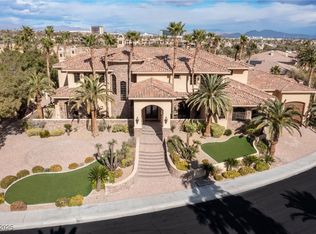 2540 Red Arrow Dr, Las Vegas, NV 89135
