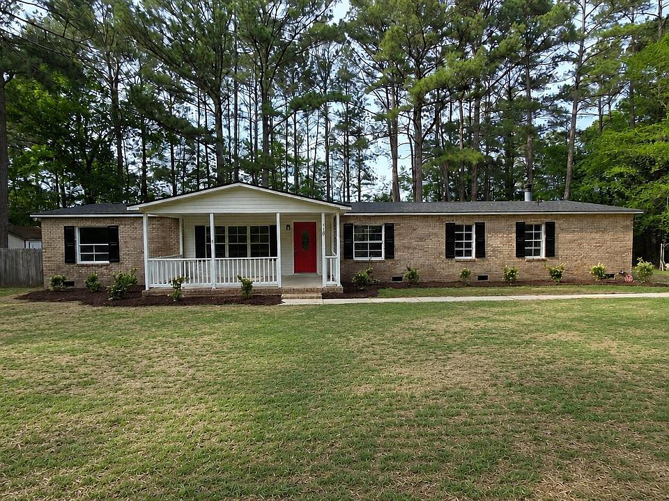1st image of 118 Cherry Berry Ln