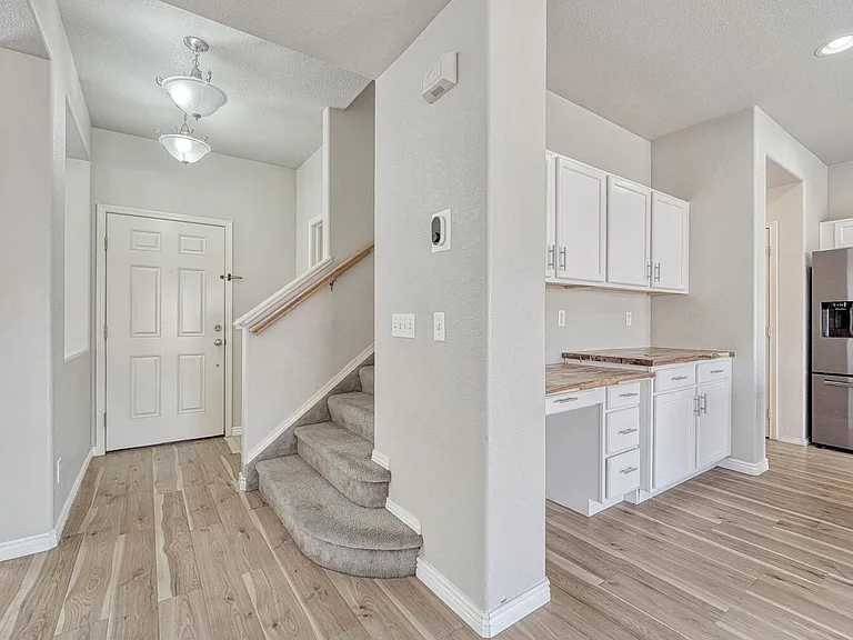 6442 Silverwind Cir — Photo 7