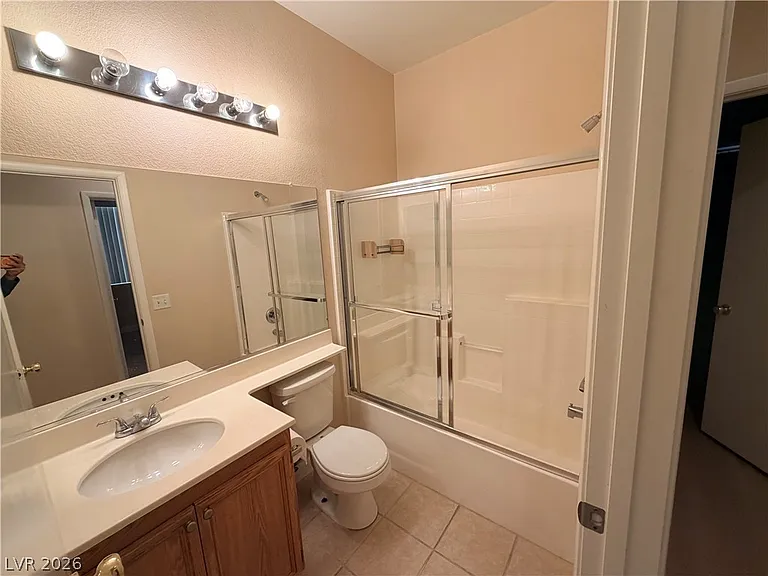 9528 Scottville Ct — Photo 10
