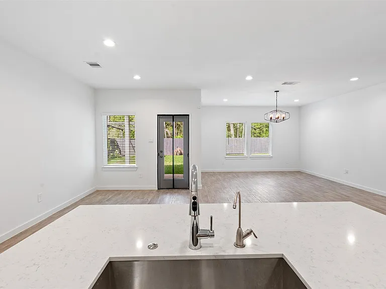 14379 Sweet Meadow Trl — Photo 7