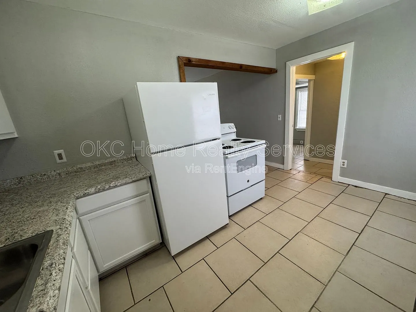 3 bed, 1.0 bath, 960 sqft, $995 — Photo 4