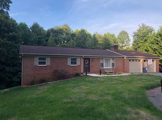 771 S Minton Rd, Wilkesboro, NC 28697