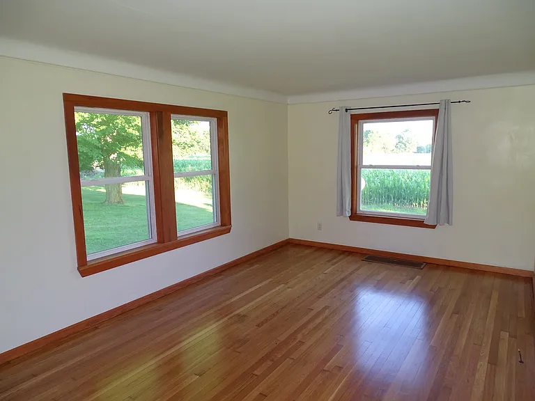 11370 Somerset Rd — Photo 3