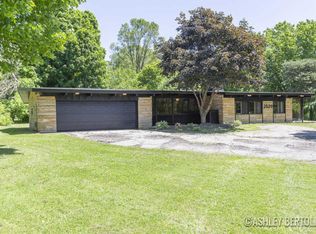 2529 Four Mile Rd NW, Grand Rapids, MI 49544