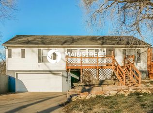 1709 Lexington Rd, Pleasant Hill, MO 64080