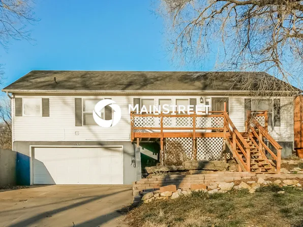 1709 Lexington Rd, Pleasant Hill, MO 64080