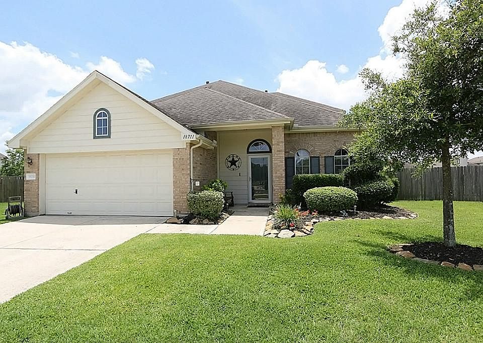 Immaculate and well maintained 4 bedroom, 3 1/2 bath home located at the top of this culdesac in thi