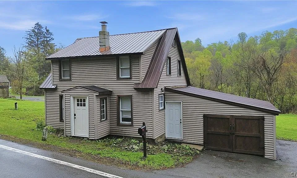 2583 State Highway 168