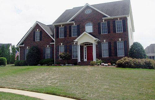 1st image of 2611 Flagstone Ct