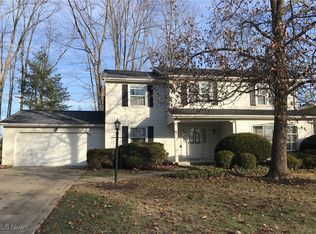 33403 Cromwell Dr, Solon, OH 44139
