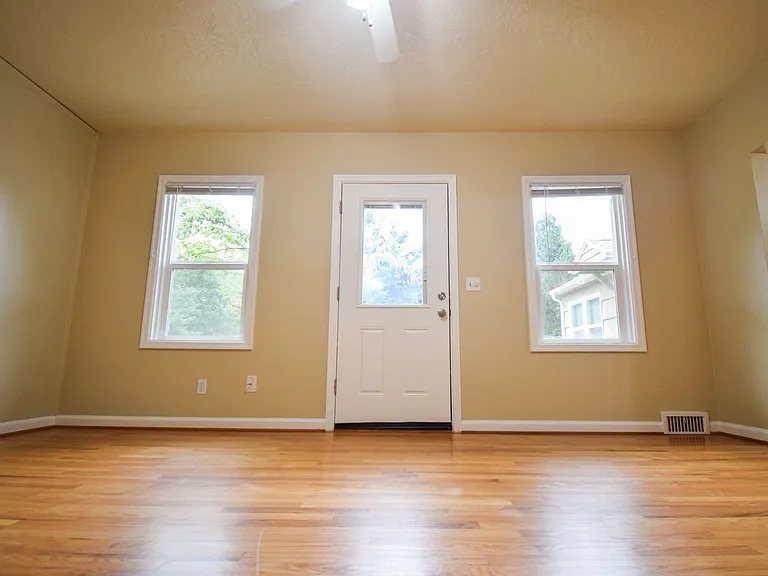 6615 SW Canyon Ln #1-7 — Photo 12