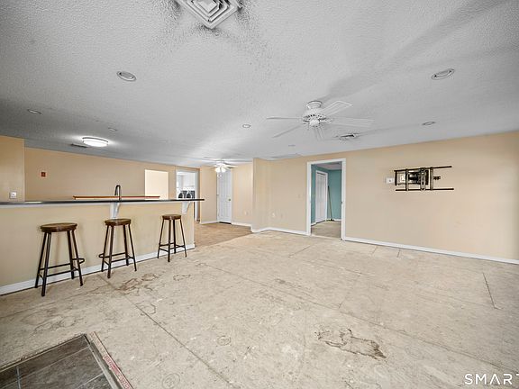 5th image of 30 Jackson Street