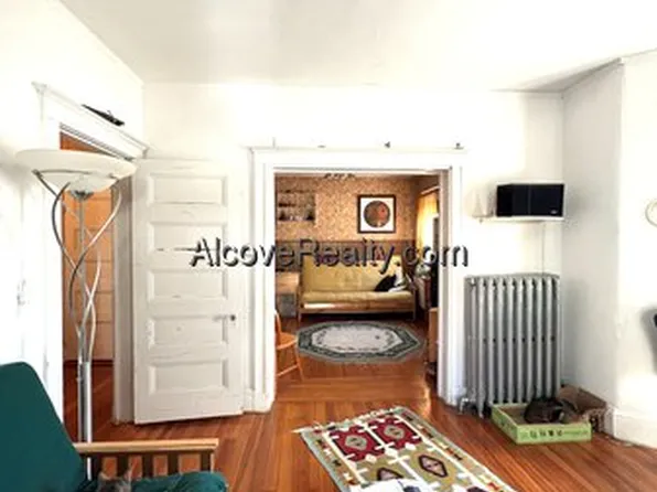(undisclosed Address), Somerville, MA 02143