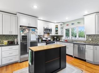 4 Essex St, Charlestown, MA 02129