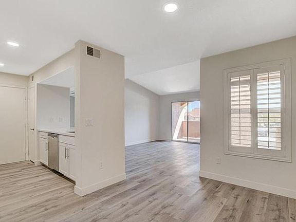 5th image of 8101 W Flamingo Rd Unit 2014