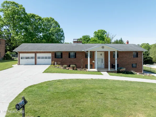 2007 S Belmont Dr, Maryville, TN 37804
