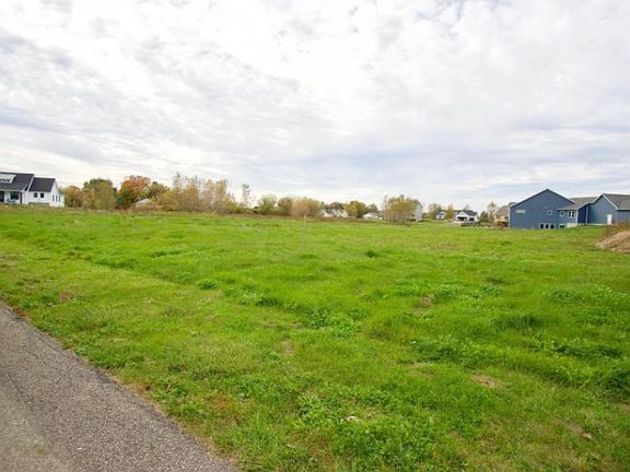3rd image of Caribou Ct Unit 29