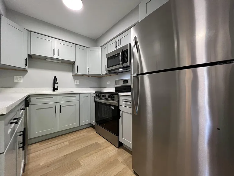 316 Marengo Ave #2C — Photo 3