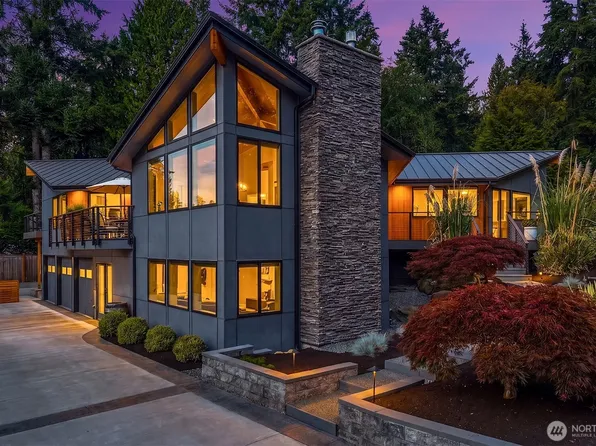 7017 165th Place SW, Edmonds, WA 98026
