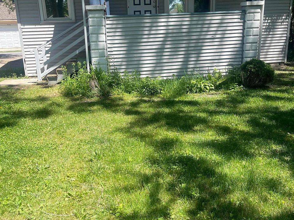 1st image of 1443 175th St
