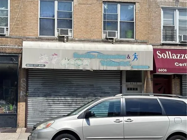 6610 17th Avenue image 1 of 10