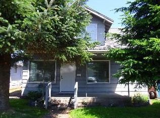 783 Myrtle Ave, Reedsport, OR 97467