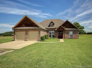 9835 Tall Pine Ln, Claremore, OK 74017