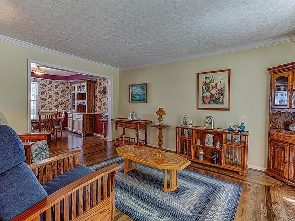 4th image of 5450 Lake Michigan Dr