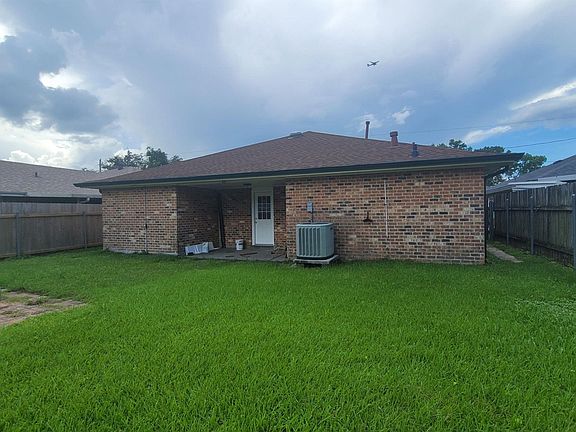 2nd image of 3232 Kentucky Ave #1