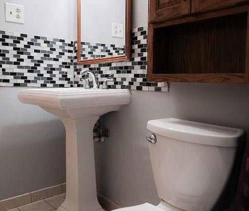 3rd image of 1926 Goldsmith Ln Unit 106-8