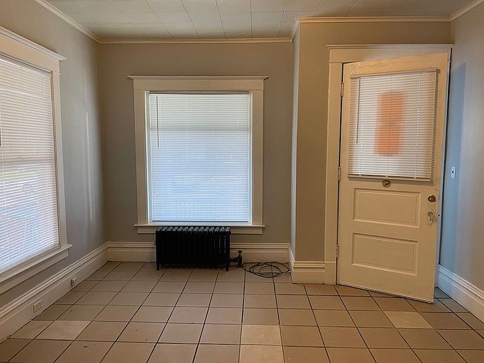 1st image of 314 W Vine St #1