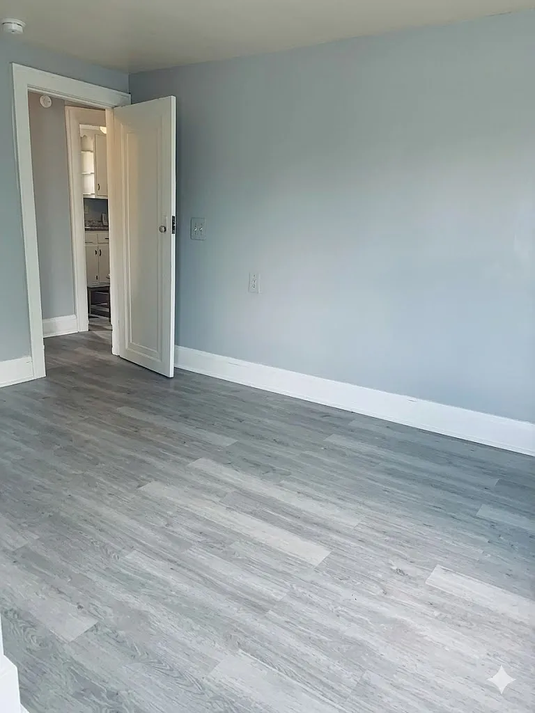 1 bed, 900 sqft, $880 — Photo 2