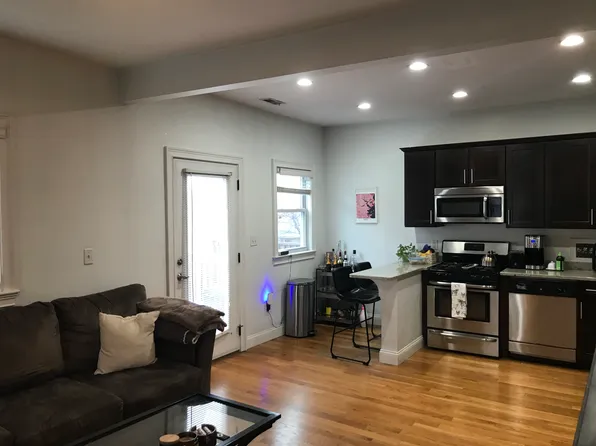 23 Washburn St, Dorchester, MA