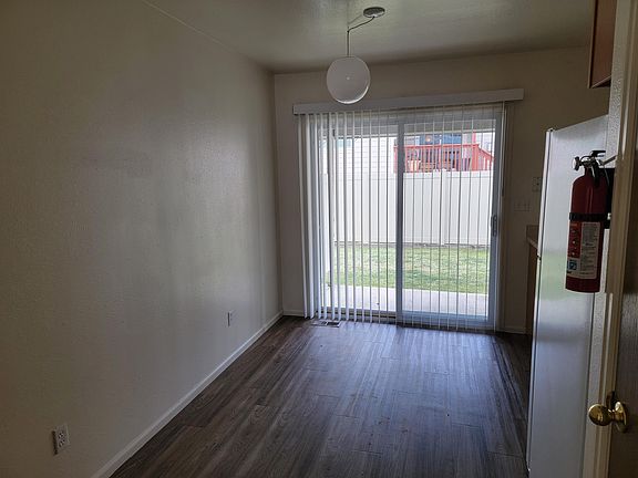 2nd image of 2121 35th Ave #15