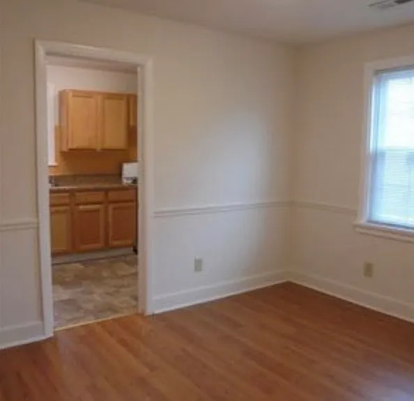 1607 Minefee St — Photo 6