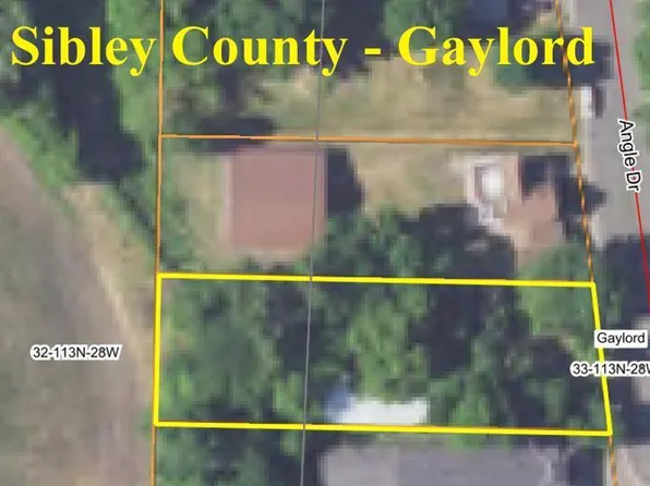 117 Angle Dr, Gaylord, MN 55334