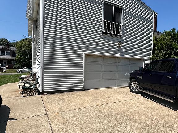3rd image of 306 Smith Ave NW #2