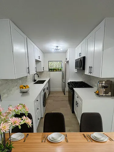 17412 Dairyview Cir #B-2 Photo 1