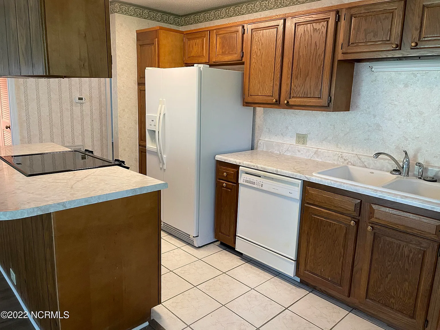 2 bed, 2.0 bath, $1,500 — Photo 3