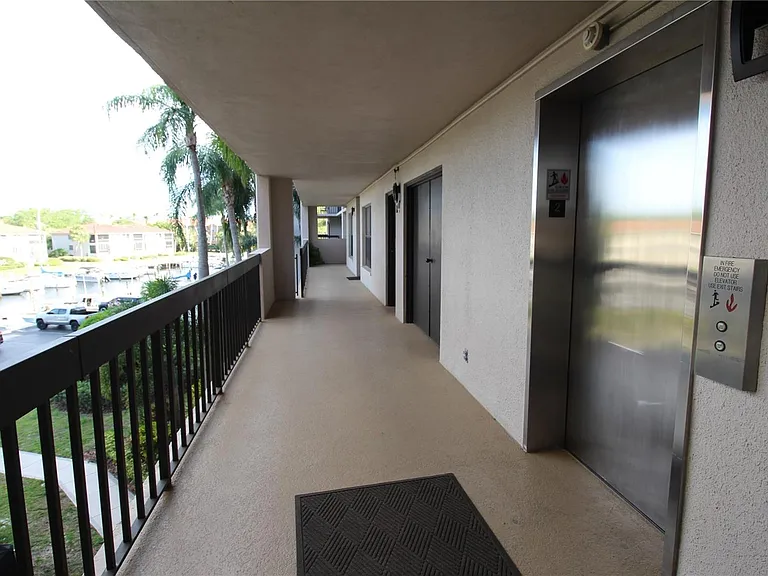 1806 Mariner Dr #214 — Photo 4