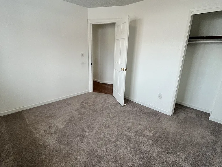 3637 Thompson Ave #1-3-4 — Photo 12